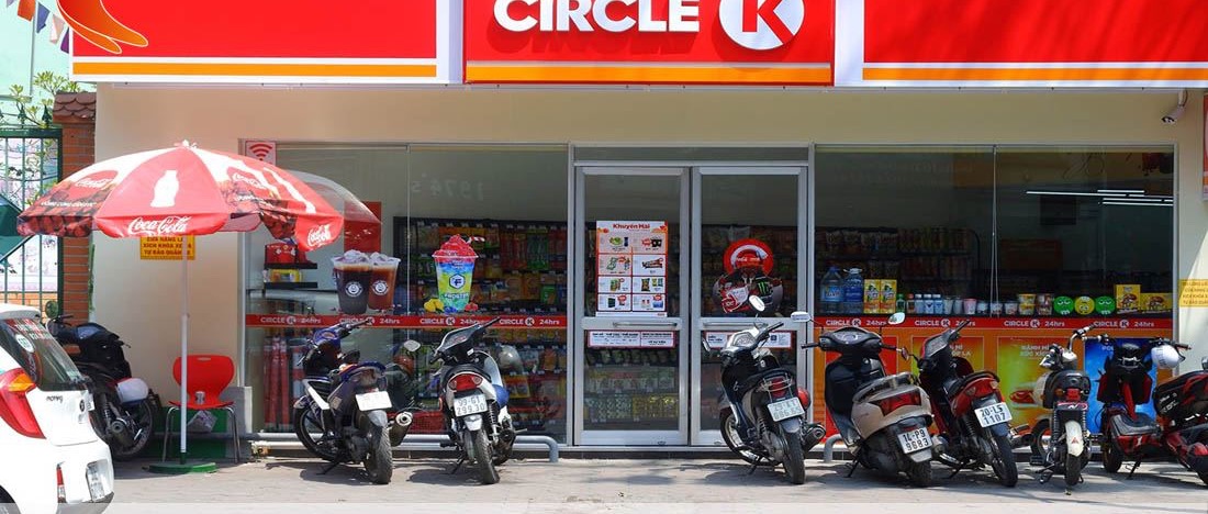 Mẫu thiết kế cửa hàng tiện lợi CIRCLE K