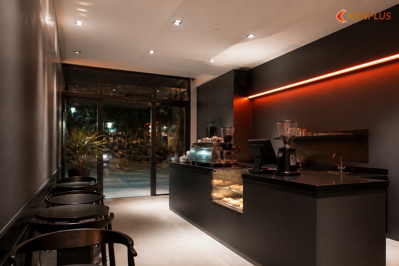 Mục 7 — Takeaway-first specialty: layout 15–25 m² ít ghế