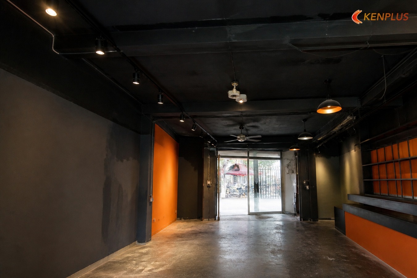 Khảo sát hiện trạng bắt buộc — Hybrid bakery–café seating