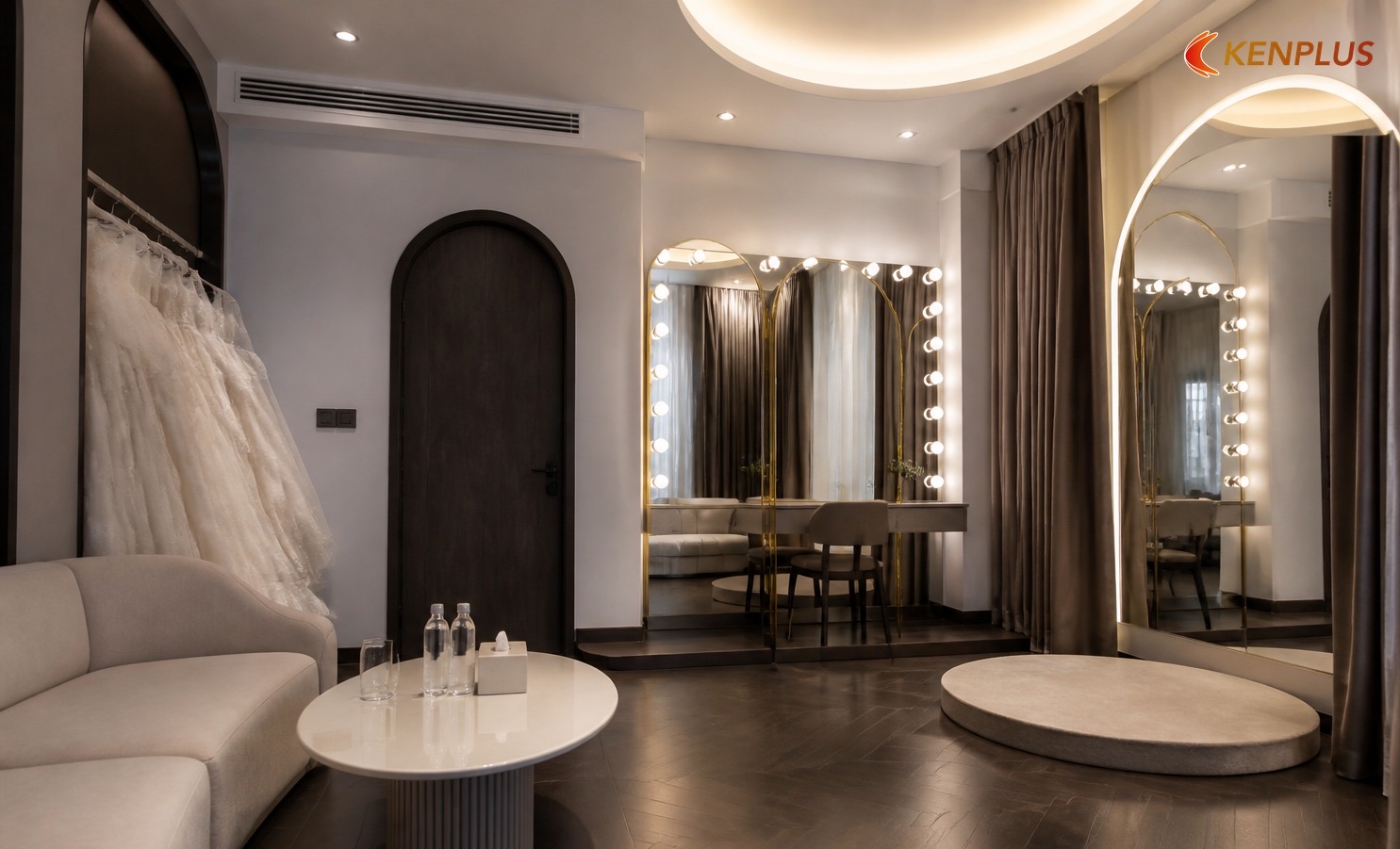 Mẫu 11 — Phòng thử VIP