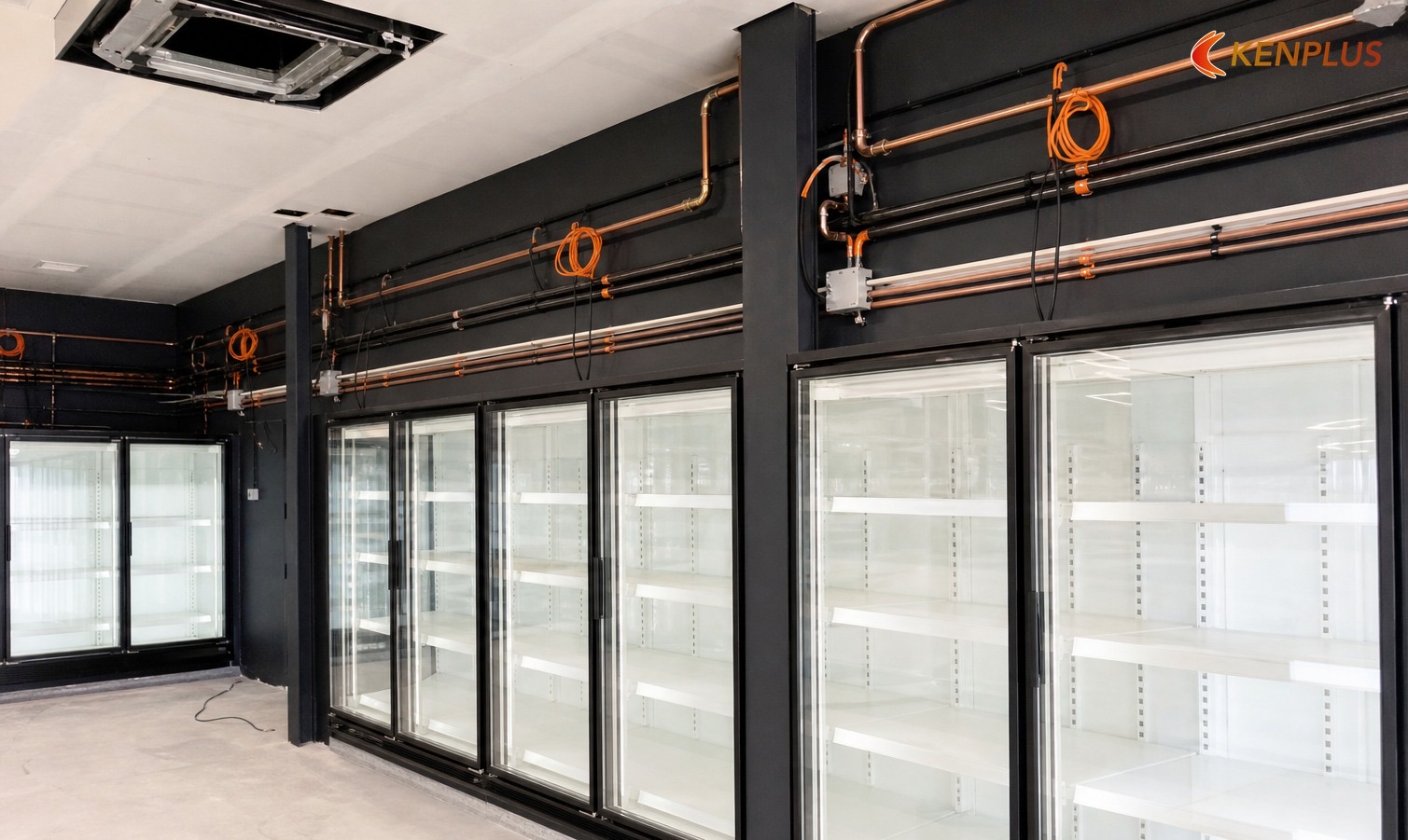 Giai đoạn 4 — MEP: điện, điều hoà, tủ mát (tuần 3–5) — Thi công siêu thị mini mất bao lâu Giai đoạn 4 — MEP: điện, điều hoà, tủ mát (tuần 3–5) — Thi công siêu thị mini mất bao lâu